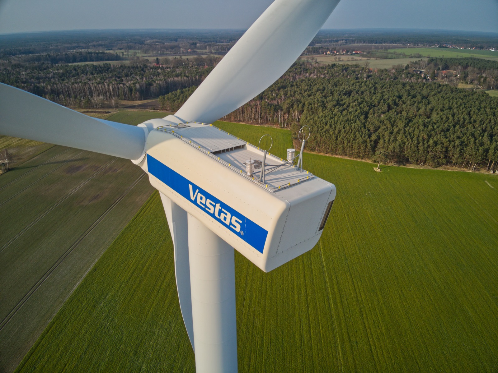 Windrad Inspektion aus der Nähe